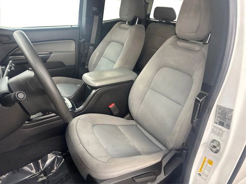 Used 2022 Chevrolet Colorado W/T RWD image 13