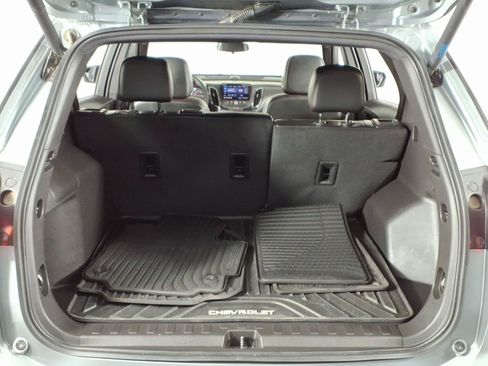 Used 2024 Chevrolet Equinox RS FWD image 13