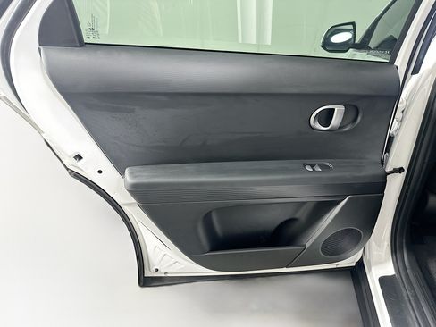 Used 2024 Hyundai Ioniq 5 SEL RWD image 26