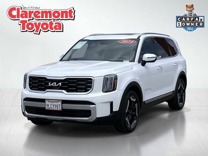 Used 2024 Kia Telluride S w/ S Sunroof Package