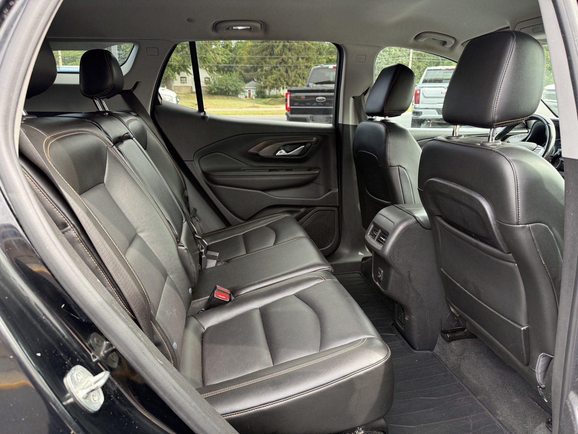 Used 2021 GMC Terrain SLT FWD image 24