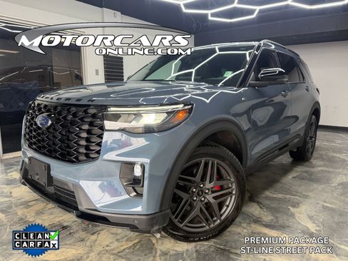 Used 2026 Ford Explorer ST-Line w/ ST-Line Street Pack AWD/4WD image 1