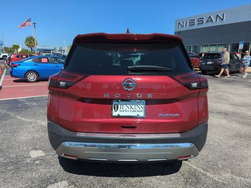 Certified 2021 Nissan Rogue Platinum image 7