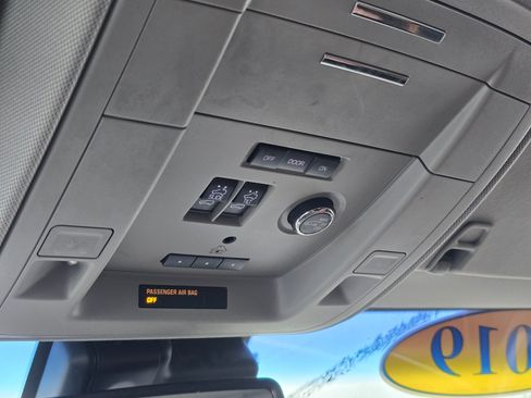 Used 2019 Chevrolet Tahoe Premier w/ Premier Plus Edition image 39