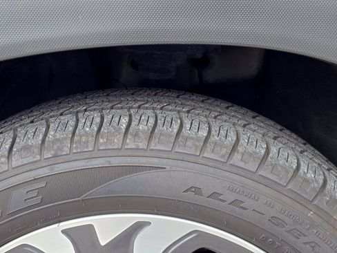 Certified 2023 Subaru Ascent Limited AWD/4WD image 30