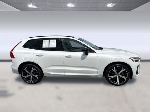 Certified 2023 Volvo XC60 B5 Ultimate w/ Climate Package FWD image 8