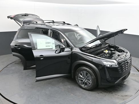 New 2026 Nissan Pathfinder SV AWD/4WD image 40