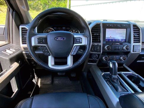 Used 2020 Ford F150 Lariat w/ Equipment Group 502A Luxury AWD/4WD image 5
