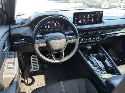 Used 2024 Honda Accord Sport image 18