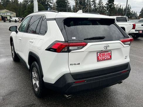 Certified 2025 Toyota RAV4 XLE image 9