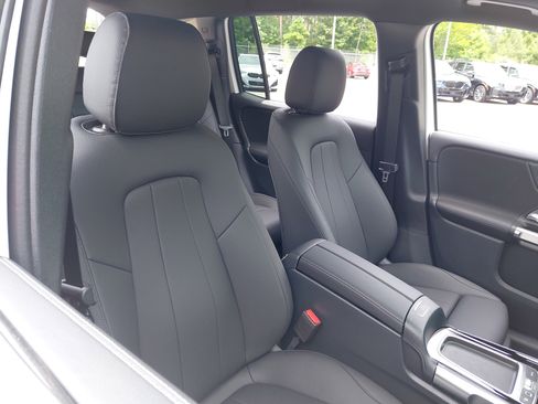 Certified 2025 Mercedes-Benz GLB 250 GLB 250 image 10