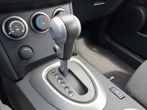 Used 2012 Nissan Rogue SV AWD/4WD image 20