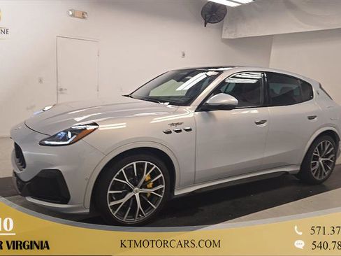 Used 2023 Maserati Grecale Trofeo image 1