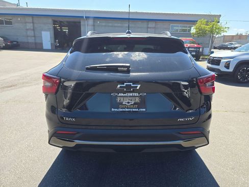 New 2026 Chevrolet Trax ACTIV FWD image 4