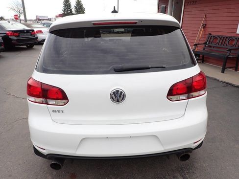 Used 2010 Volkswagen GTI 4-Door image 5