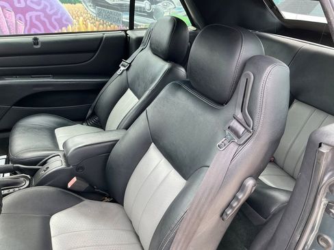 Used 2006 Chrysler Sebring GTC w/ Security Group image 8