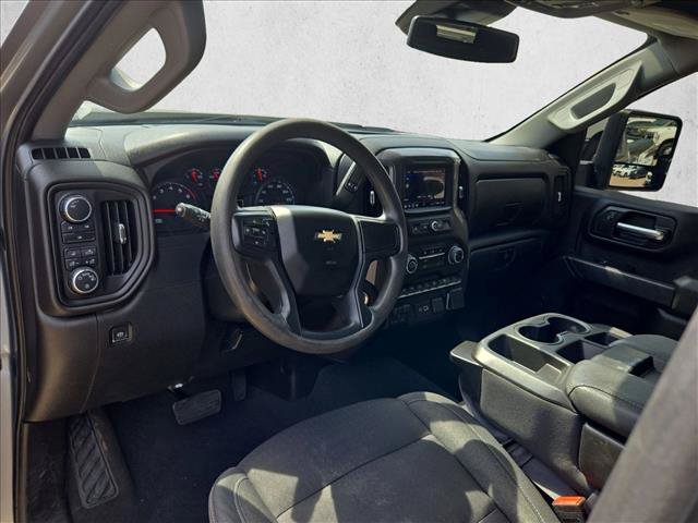 Used 2024 Chevrolet Silverado 2500 Custom w/ Custom Convenience Package AWD/4WD image 10