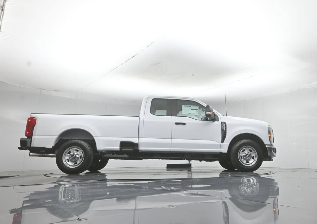 New 2026 Ford F350 XL w/ XL Chrome Package RWD image 45