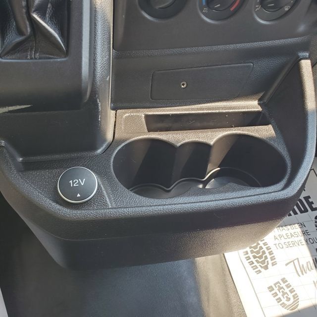 Used 2018 Ford Transit 150 130 Low Roof RWD image 23