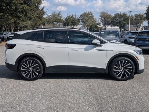 Used 2024 Volkswagen ID.4 S image 2