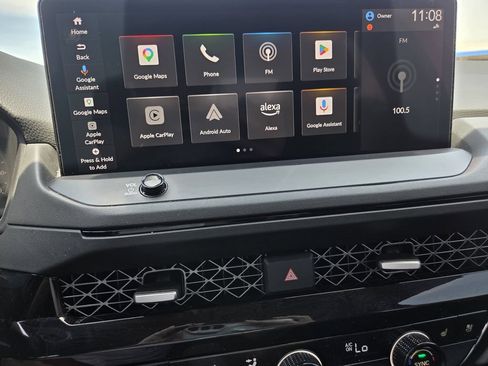 Used 2023 Honda Accord Touring image 10