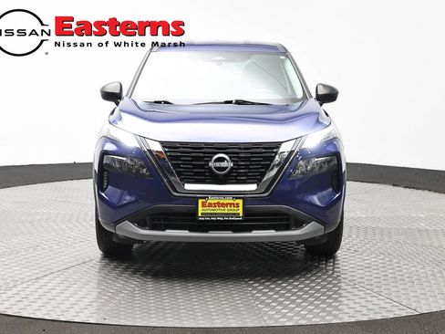 Used 2023 Nissan Rogue S AWD/4WD image 2