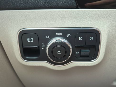 Certified 2026 Mercedes-Benz GLA 250 4MATIC image 29