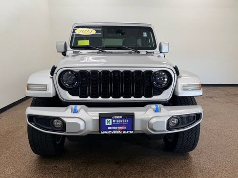 Used 2024 Jeep Wrangler High Altitude AWD/4WD image 10