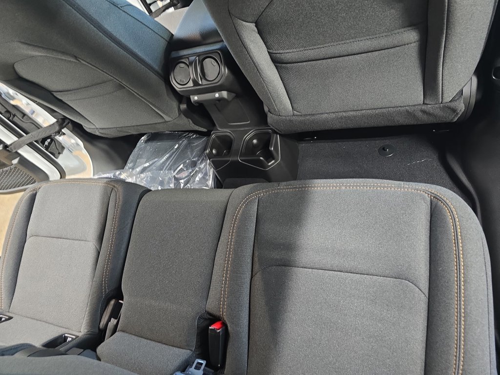 New 2026 Jeep Gladiator Sport AWD/4WD image 12