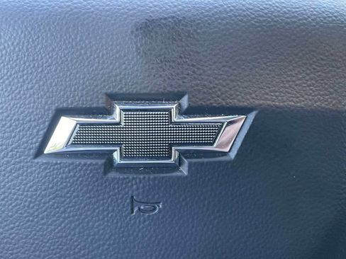 Used 2022 Chevrolet Silverado 1500 RST AWD/4WD image 32