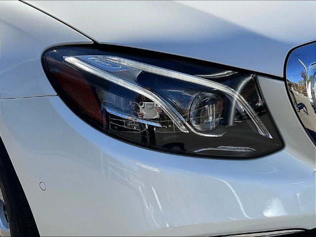 Certified 2020 Mercedes-Benz E 350 4MATIC Sedan image 34