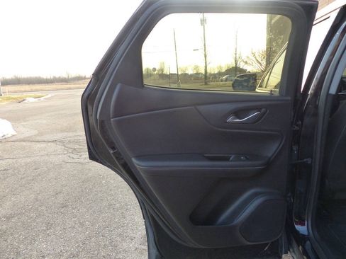 Used 2023 Chevrolet Blazer LT FWD image 35