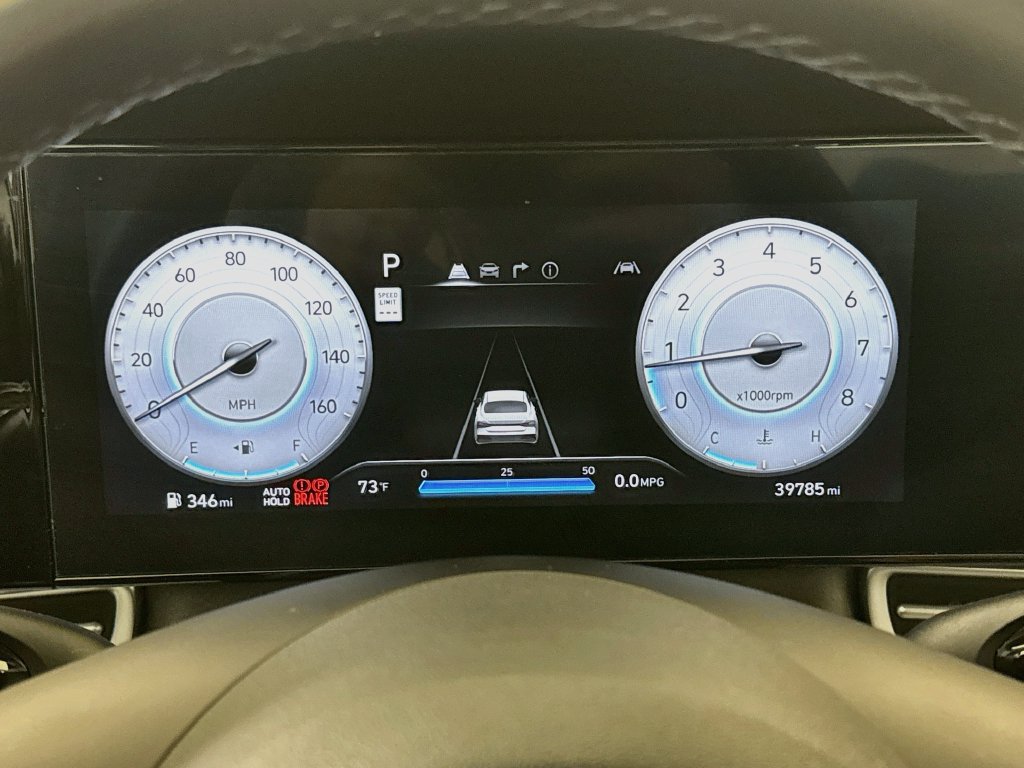 Used 2024 Hyundai Elantra Limited FWD image 13