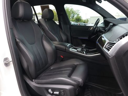 Used 2021 BMW X5 xDrive40i w/ M Sport Package AWD/4WD image 30