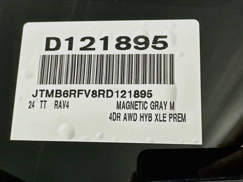 Used 2024 Toyota RAV4 XLE Premium w/ Weather Package AWD/4WD image 7