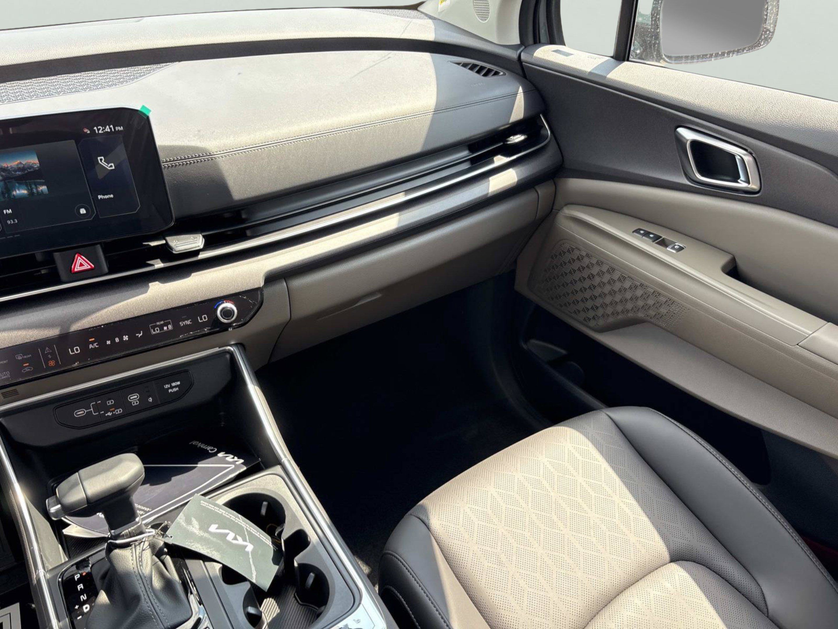 New 2027 Kia Carnival SX FWD image 14