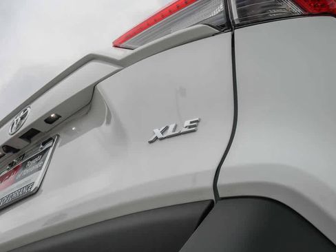 Certified 2025 Toyota RAV4 XLE FWD image 29