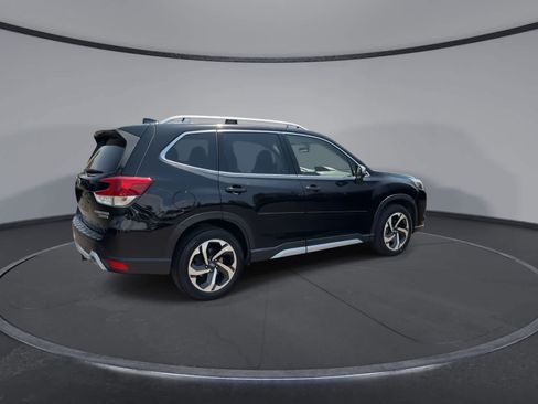Certified 2023 Subaru Forester Touring AWD/4WD image 8