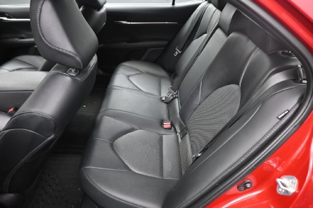 Used 2023 Toyota Camry XLE w/ Cold Weather Package FWD image 19