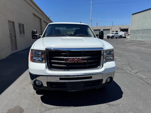 Used 2009 GMC Sierra 2500 SLE w/ SLE Preferred Package RWD image 11
