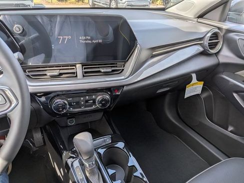 New 2026 Chevrolet Trax ACTIV w/ Driver Confidence Package FWD image 21