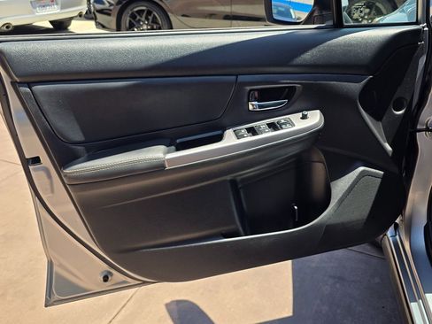 Used 2016 Subaru Crosstrek 2.0i Limited AWD/4WD image 27