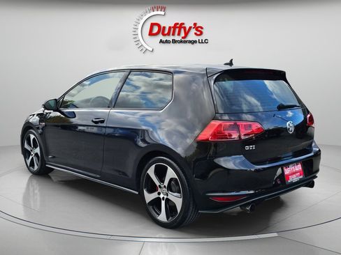 Used 2015 Volkswagen GTI SE image 16
