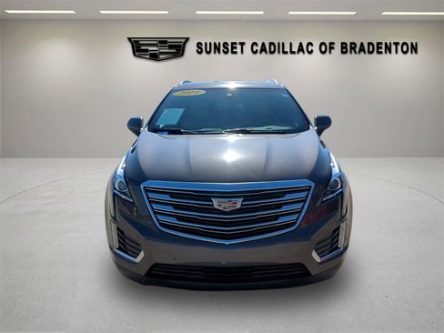 Used 2019 Cadillac XT5 Luxury image 2