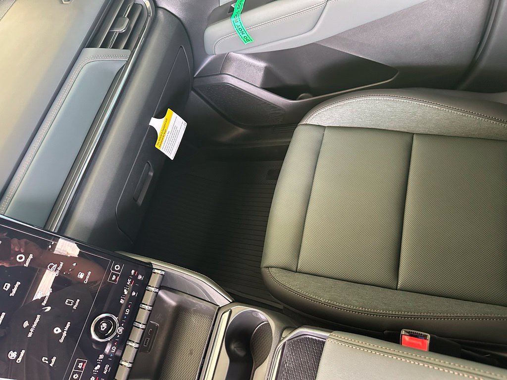 New 2027 GMC Terrain AT4 w/ Convenience Package III AWD/4WD image 25