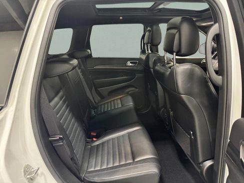 Used 2020 Jeep Grand Cherokee Limited X image 10