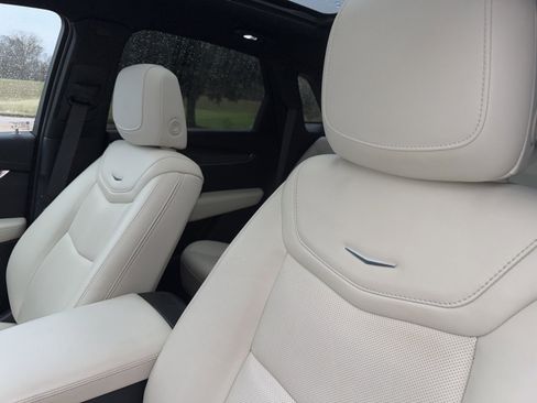 Used 2021 Cadillac XT5 Sportv image 4