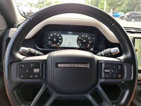 Used 2022 Land Rover Defender 110 X-Dynamic HSE AWD/4WD image 21