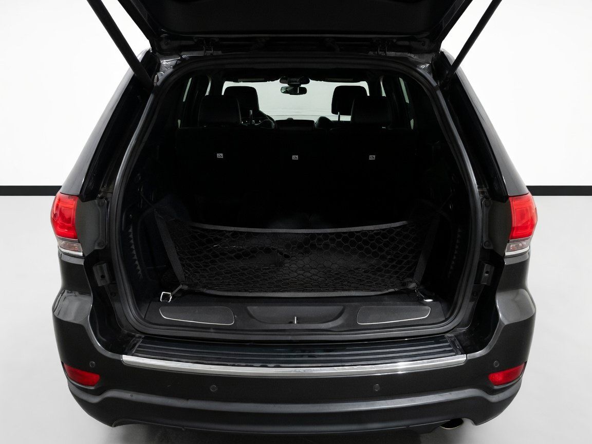 Used 2017 Jeep Grand Cherokee Limited RWD image 18