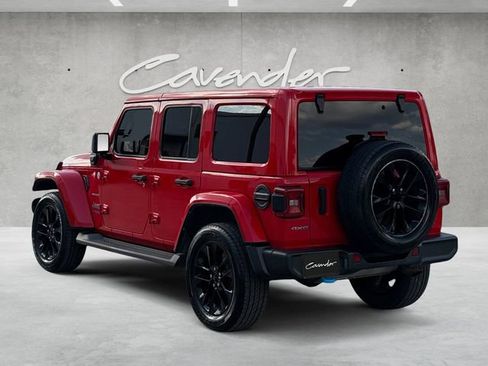 Used 2022 Jeep Wrangler Unlimited Sahara w/ Cold Weather Group image 14